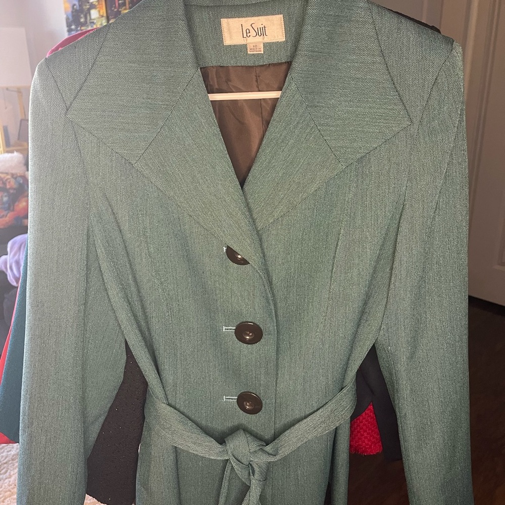 Teal Le Suit Blazer w/ Black Buttons